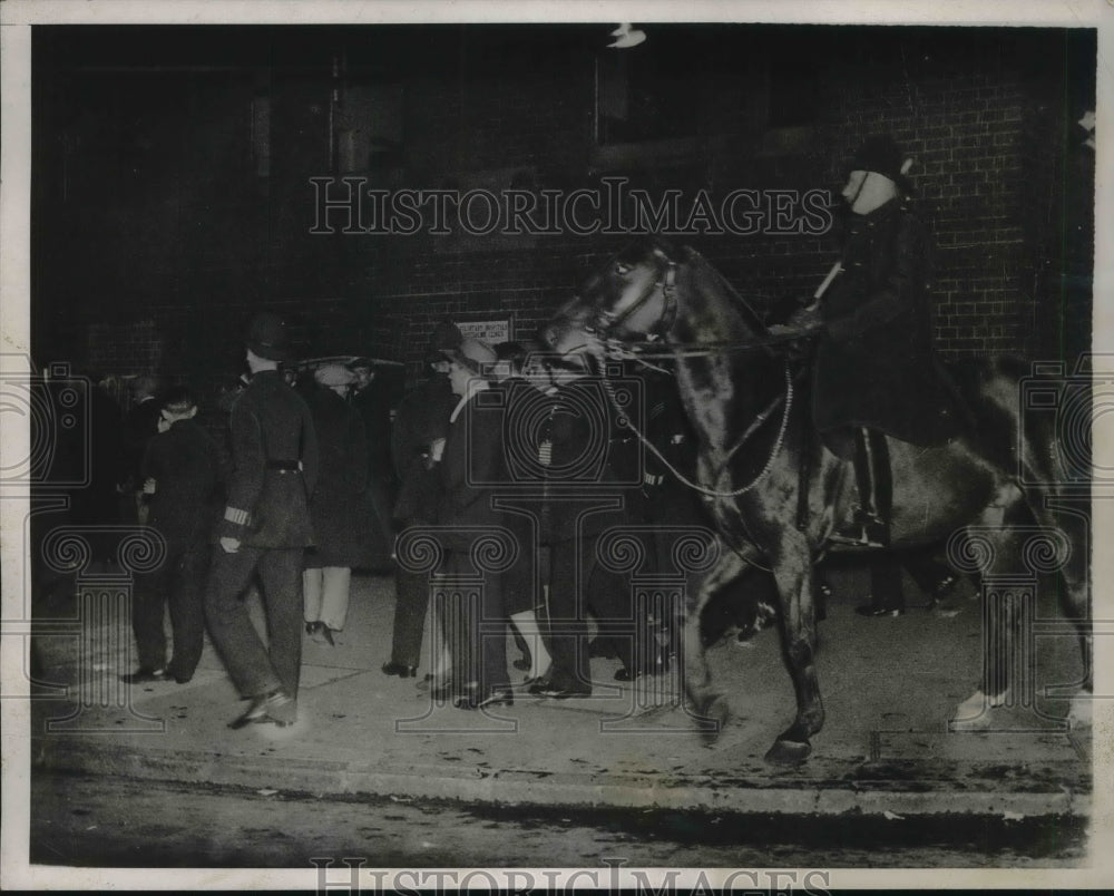 1932 Press Photo London Police &amp; Communists Clash at St. George&#39;s Circus - Historic Images