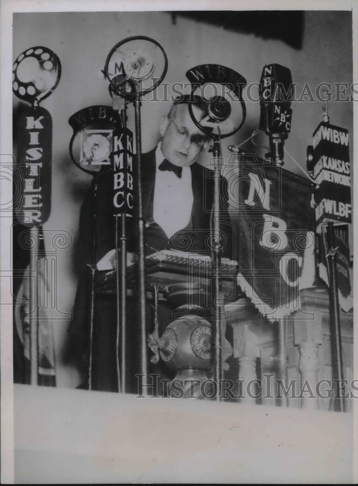 1936 Press Photo Gov. Alf Landon at the Kansas Day celebration in Topeka - Historic Images