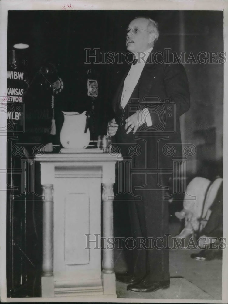 1936 Press Photo Gov. Alfred Landon at Kansas Day Celebration at Topeka, Kansas - Historic Images