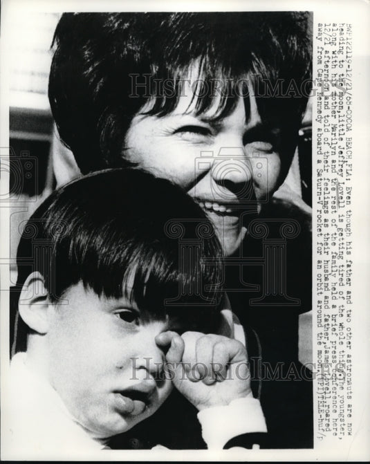 1968 Press Photo Mrs James A Lovell. astronaut's wife in Cocoa Beach, Fla-Historic Images