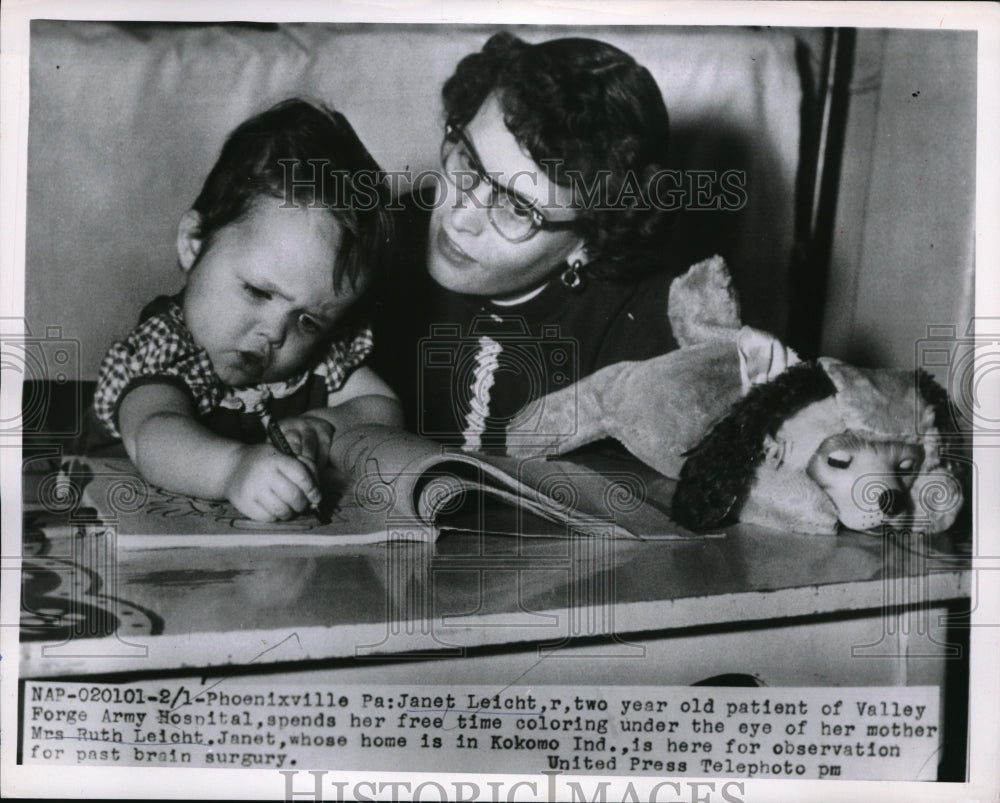 1955 Press Photo Janet Leicht, Valley Forge Army Hospital Patient. Ruth Leicht - Historic Images