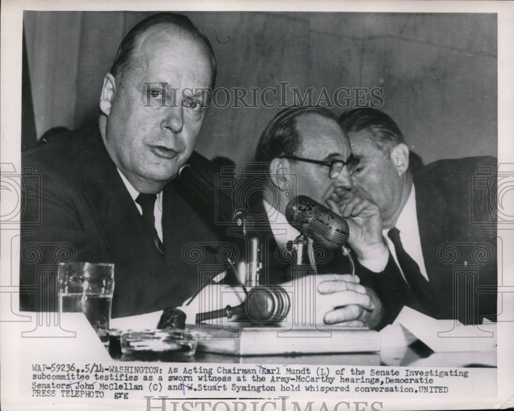 1954 Press Photo Acting chair Karl Mundt of Senate Inv. committee on McCarthy - Historic Images