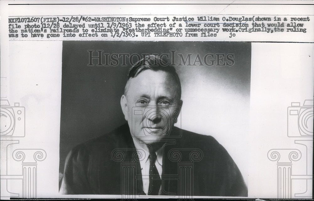 1962 Press Photo Supreme Court Justice William Douglas - Historic Images