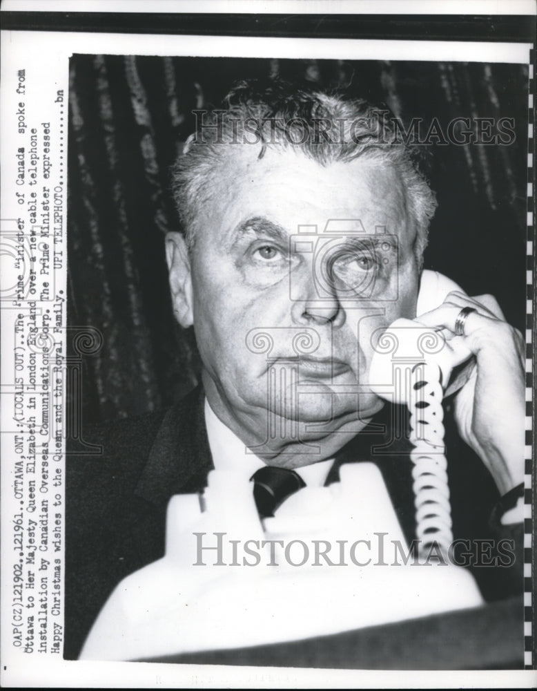 1962 Prime minister of Canada spoke to Queen Elizabeth on the Phone-Historic Images