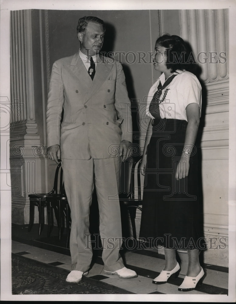 1939 Press Photo Rep. Martin Dies of Texas and Helen Vooros at Committee Hearing - Historic Images