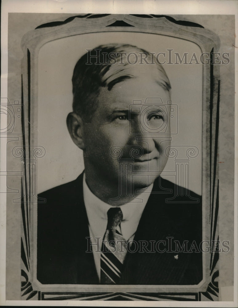 1940 Press Photo Joseph M.Stretcher a Deputy County Clerk of Hillsboro Oregon - Historic Images