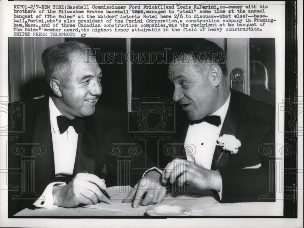 1957 Press Photo Baseball Comm. Ford Frick and Louis Perini of Milwaukee Braves. - Historic Images