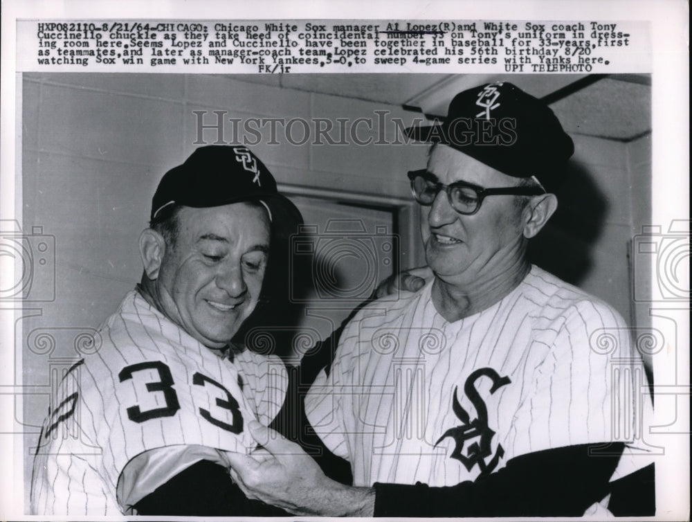 1964 Press Photo White Sox Man. Al Lopez, Coach Tony Cuccinello View Uniform No. - Historic Images