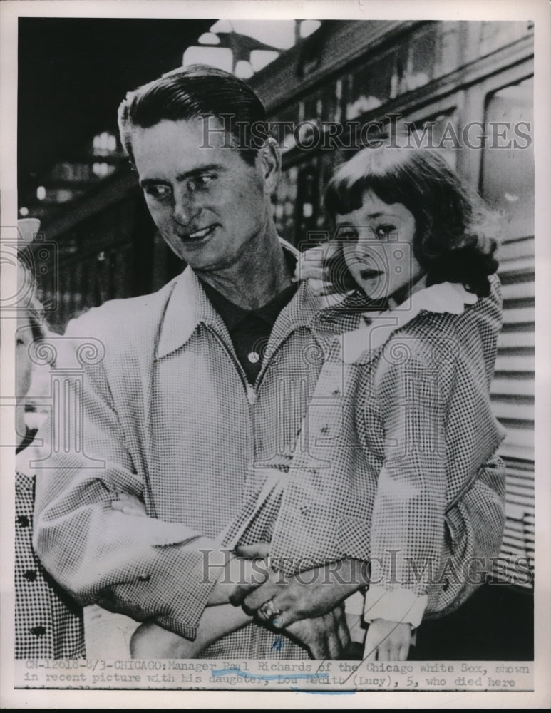 1951 Press Photo White Sox mgr. Paul Richards with daughter Lucy (5) - Historic Images