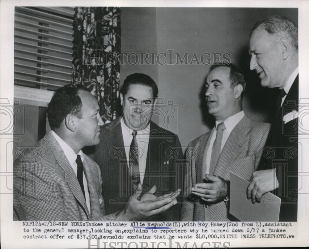 1954 Yankees Allie Reynolds, Roy Hamey - Historic Images
