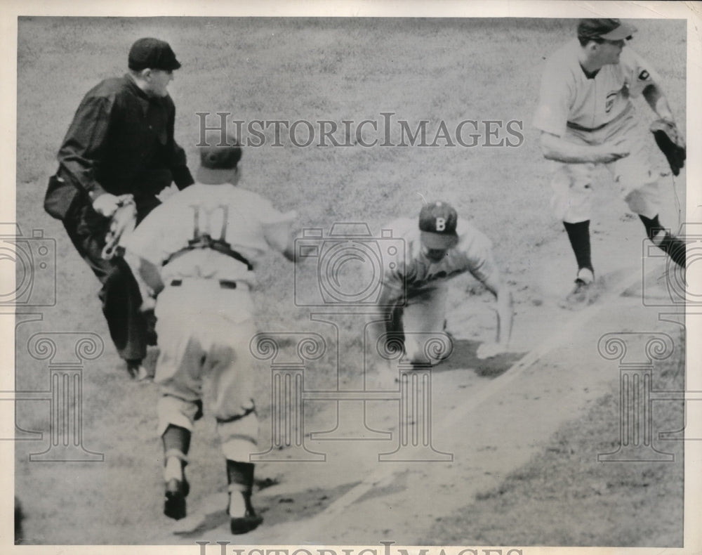1951 Press Photo PeeWee Reese Brooklyn infielder Ranson Jackson - Historic Images