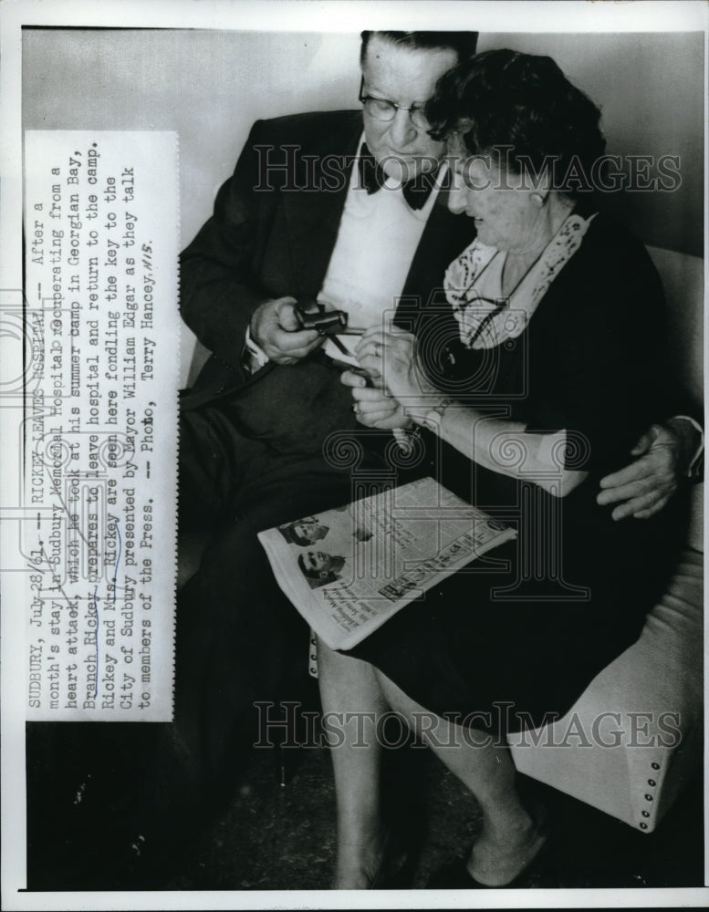 1961 Dodgers Pres.Branch Rickey with his wife at Camp in Georgia. - Historic Images