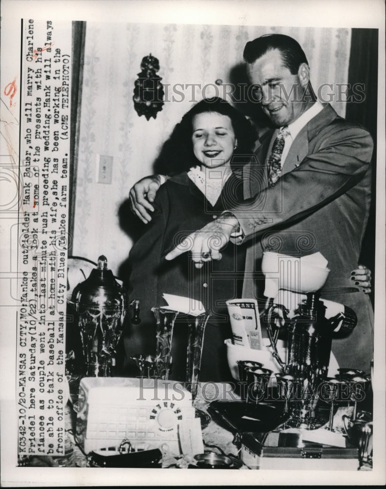 1949 Press Photo Yankee Outfielder Hank Bauer &amp; Fiancee Charlene Friedel-Historic Images