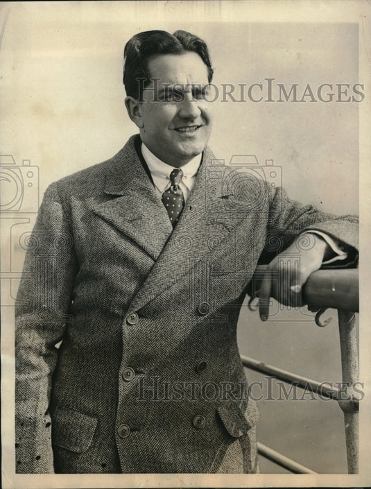 1923 Press Photo Jurien Hockster has most perfect natural voice in the World - Historic Images
