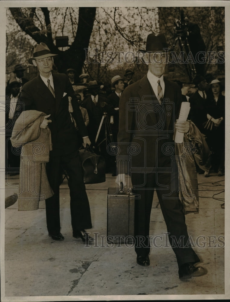 1938 Press Photo Wsah. D.C. Dr Francis E Townsend T Rep Otis Bouma - neb38869 - Historic Images