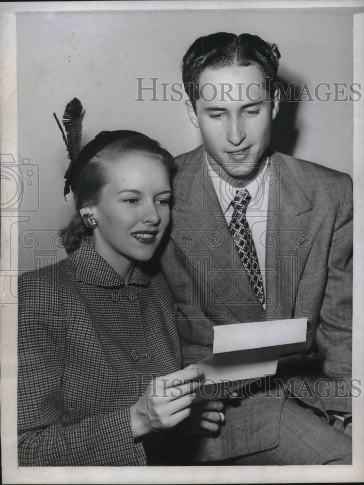 1946 Press Photo Marjorie Bong to wed James H Baird in Hollywood CA - neb39811-Historic Images