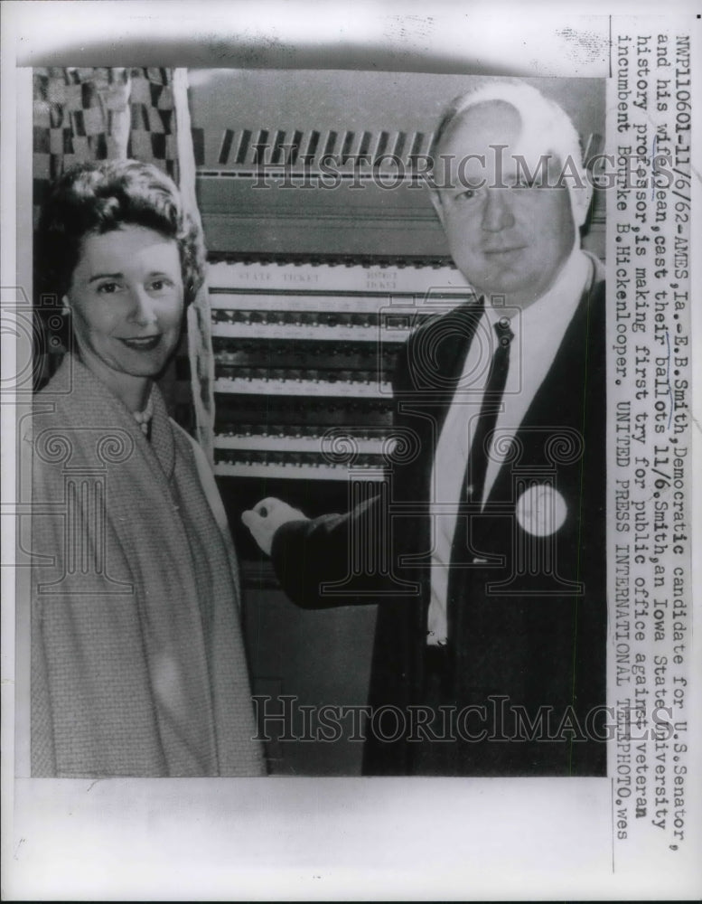 1962 Press Photo E.B.Smith U.S Senator candidate and wife cast their ballots - Historic Images
