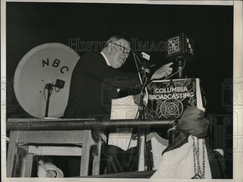 1932 Press Photo Sen David Walsh addresses delegates at Democratic Convention - Historic Images