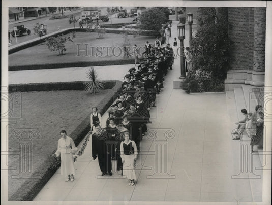 1934 Press Photo U.S.C Seniors marked the Traditional Ivy Day Ceremonies - Historic Images