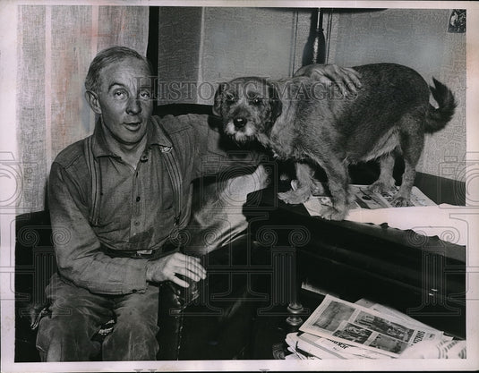 1935 Press Photo Henry Doroland with Sparks subject of disputed will - Historic Images