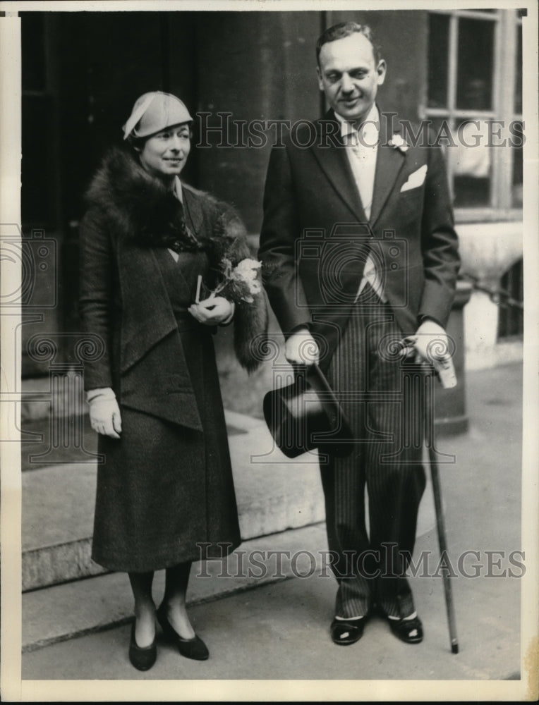 1933 Press Photo Mr. & Mrs. Hepburn Ingham After They Wed In Mairie De Paris - Historic Images