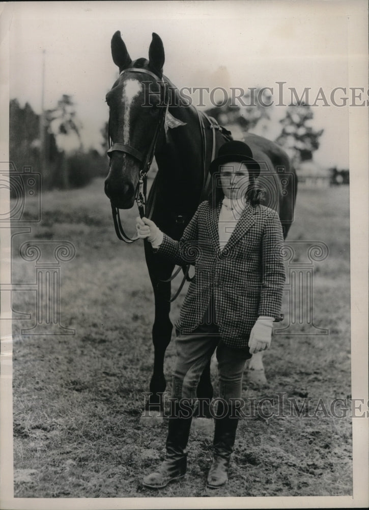 1936 Press Photo Ms.Joan Tompkins, winner in Pinehurst Horse Show - Historic Images