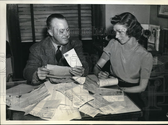 1939 Press Photo Probation officer Frank Reller & secretary Placide Tinsley - Historic Images