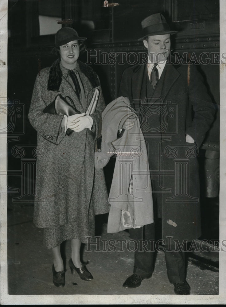 1934 Albert Taylor &amp; bride Geraldine Swift in Mo. - Historic Images