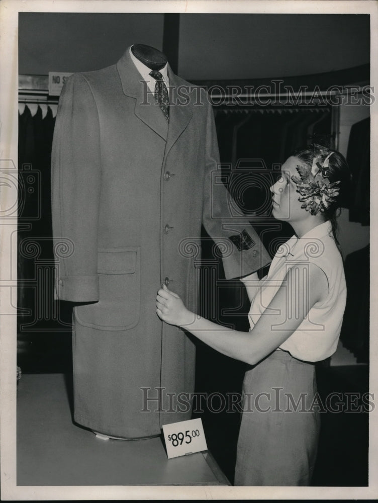 1958 Press Photo June Killian with Vicuna Coat for men - Historic Images