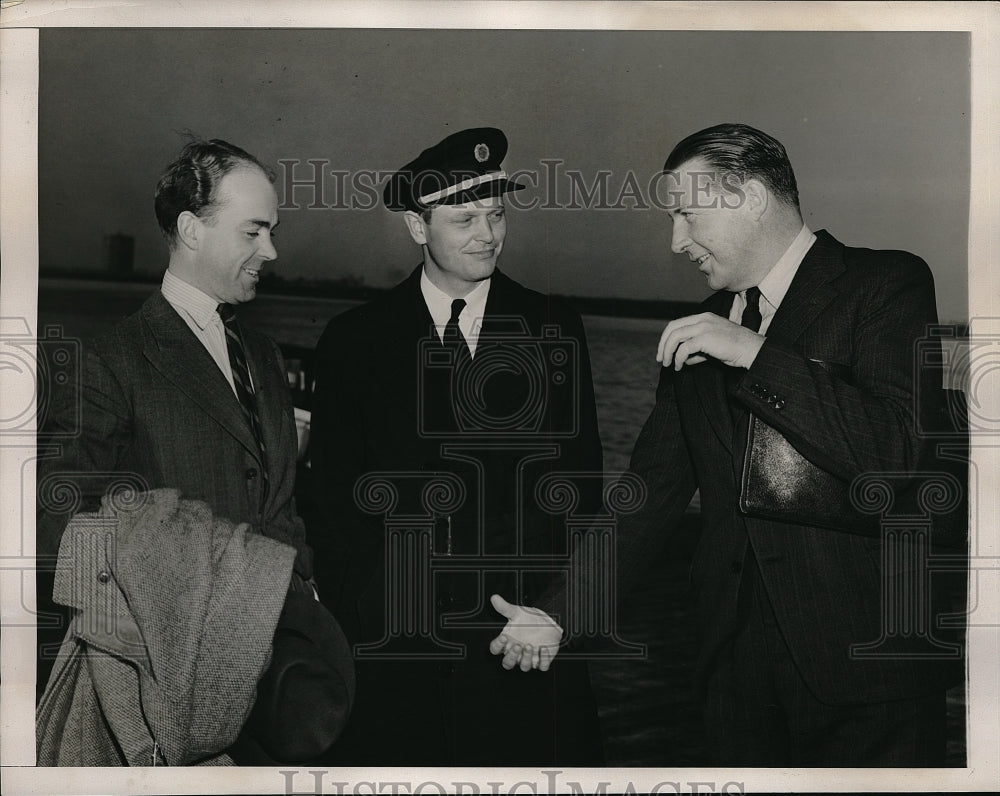 1941 Press Photo Captains R Alderson & Kelly Rogers - Historic Images