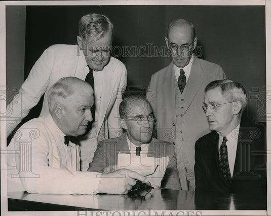 1940 Press Photo C.B. Tuttle, S.S. Kresge, Senator Guy M. Gillett, Washington DC - Historic Images