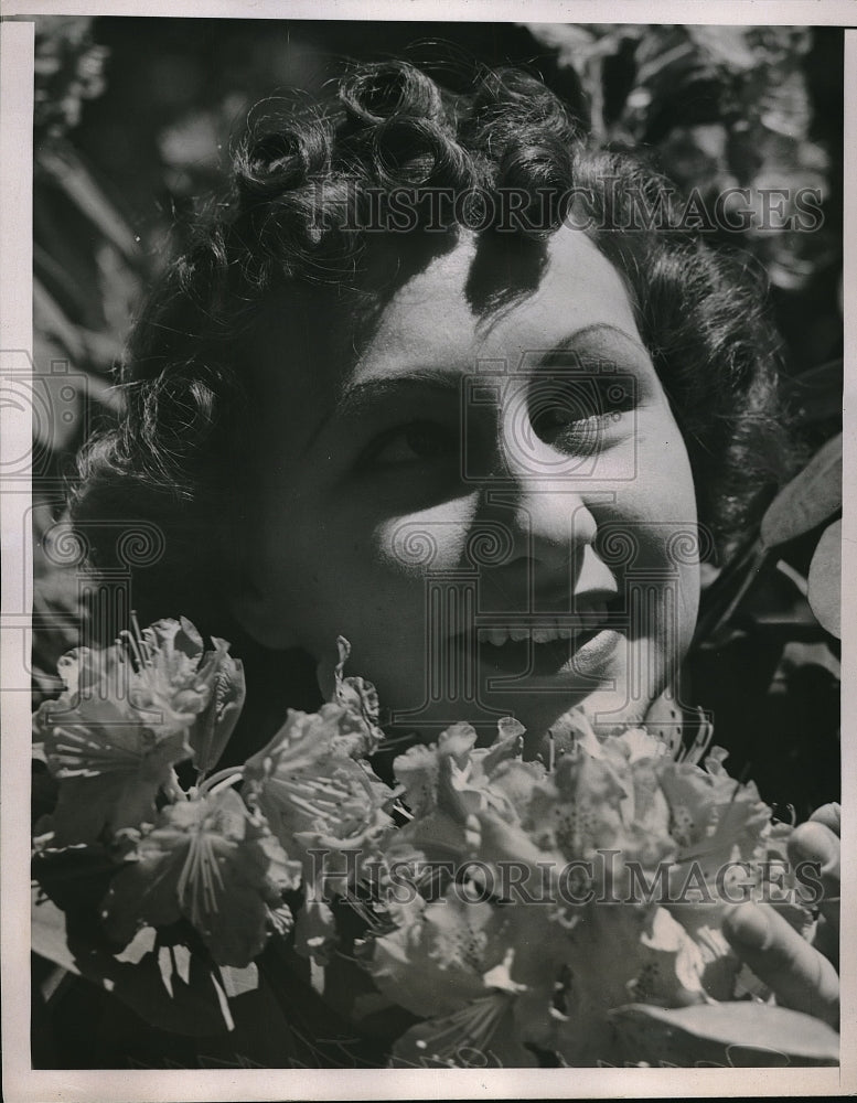 1938 Press Photo June Anthony Rhododendron Queen In Jenner, CA - neb44013-Historic Images