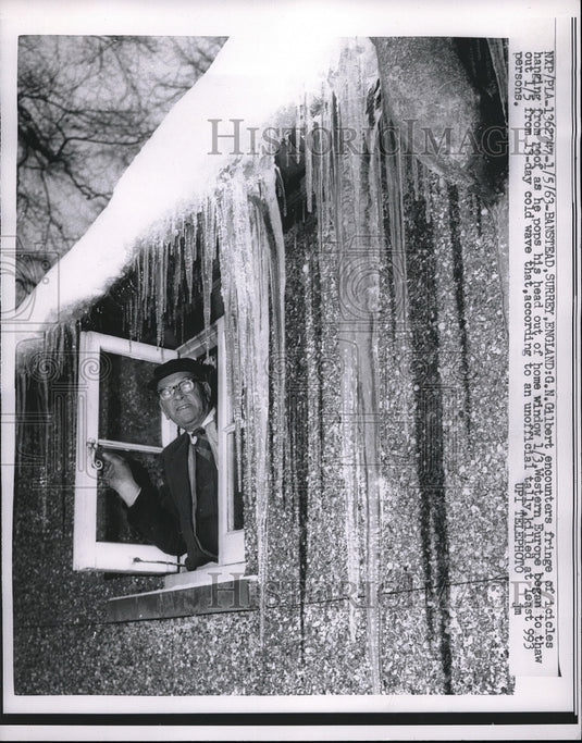 1963 Press Photo GN Gilbert Looks Out Window Of His Home Through Wall Of Icicles-Historic Images