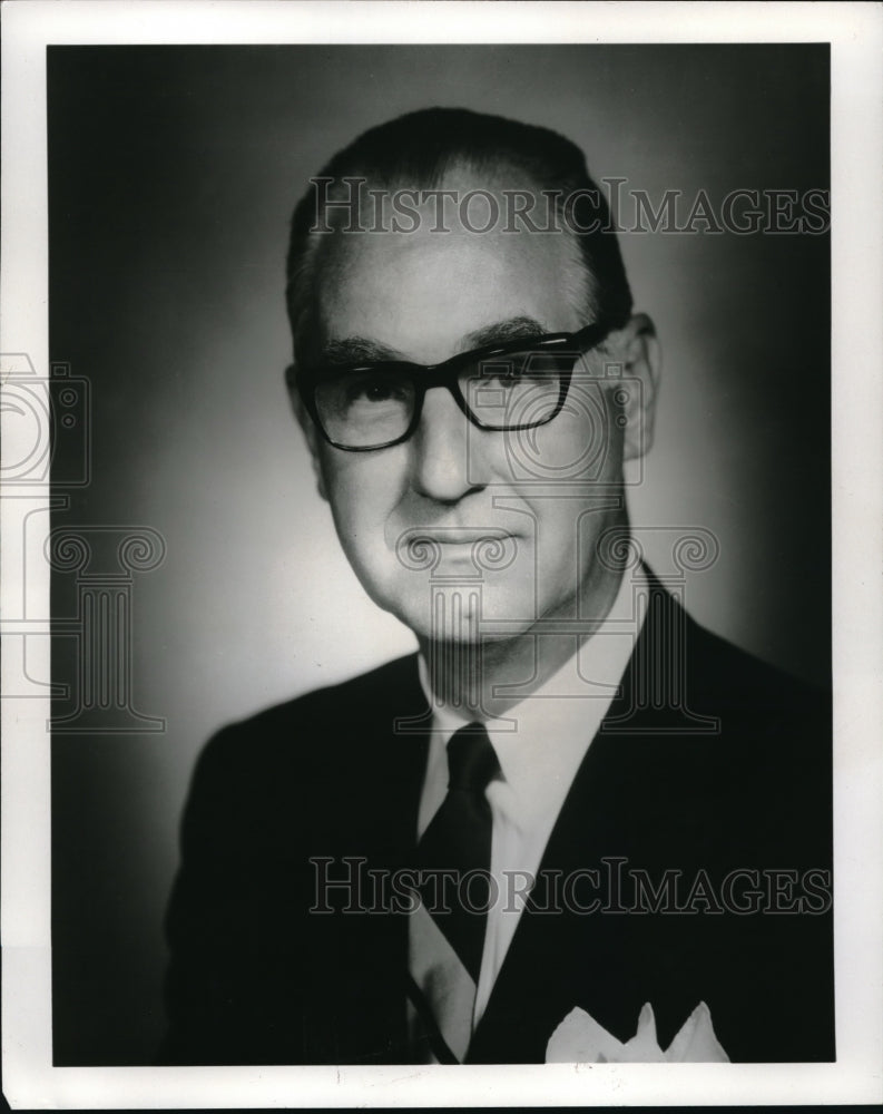 1968 Press Photo Cleveland, Oh. Norman Goldsword, Pres of Globe Paper Co. - Historic Images