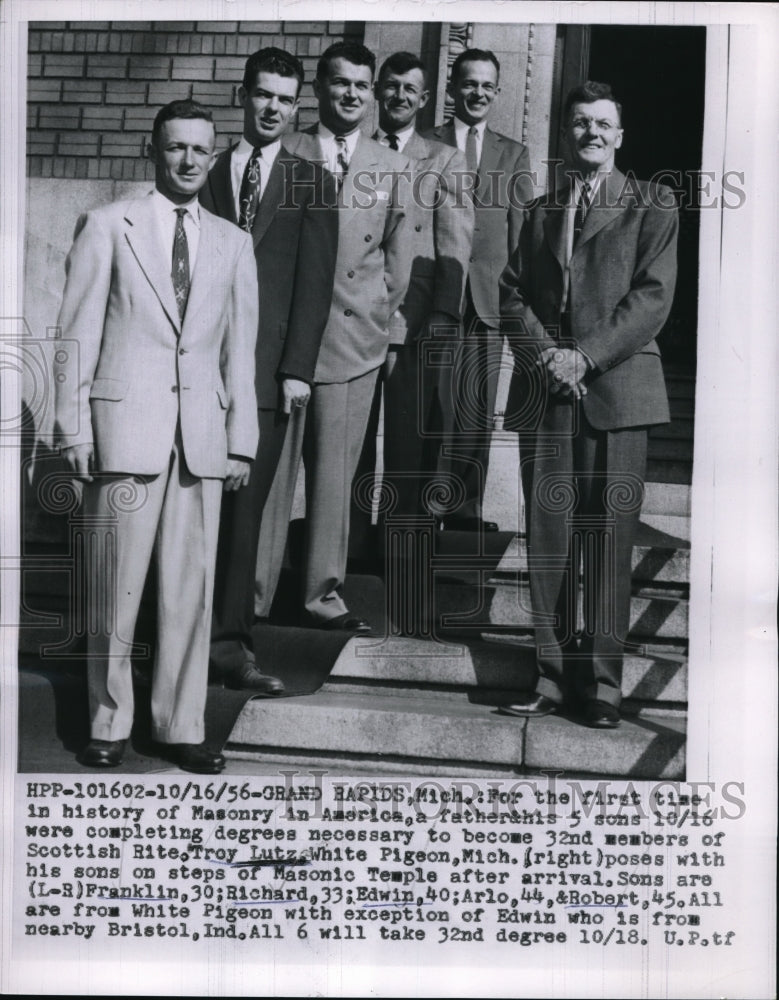 1956 Press Photo Troy Lutz with his 5 sons, Masonry in America - Historic Images