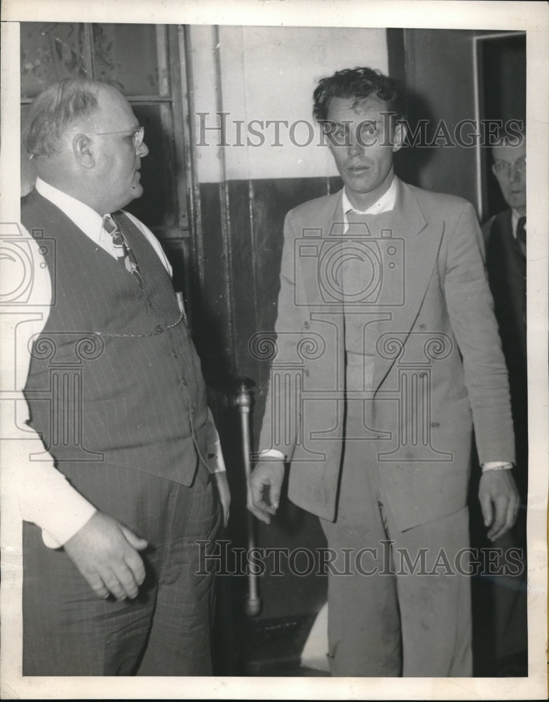 1944 Press Photo Frank H. Adams Charged with Murder, Jailer Fulton W. Cromer-Historic Images