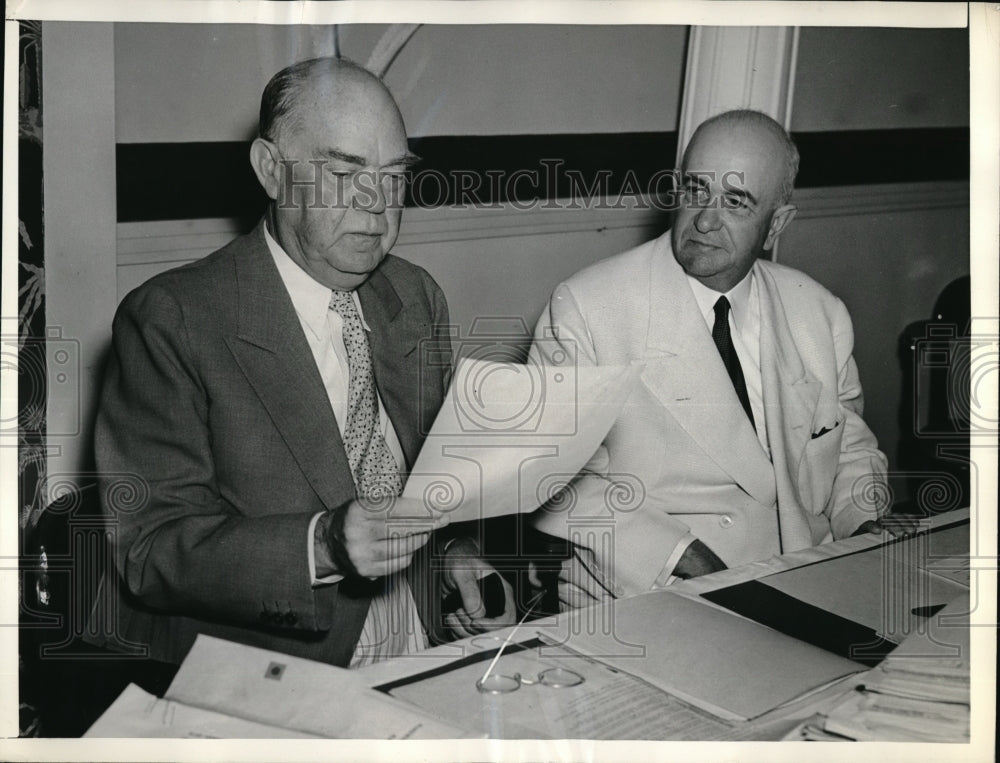 1938 Press Photo Charles H. Hayes &amp; Thomas P. Henry of American Automobile Assoc - Historic Images