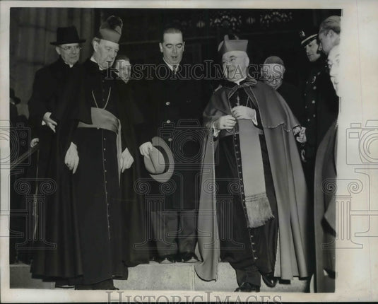 1946 NYC Mayor O'Dwyer, Most Revs JJ Glennon,FJ Spellman,T Tien - Historic Images