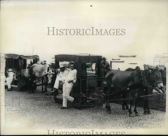 1936 Press Photo Taxi sleds in Funchal, Madeira, Mediterranean island - Historic Images