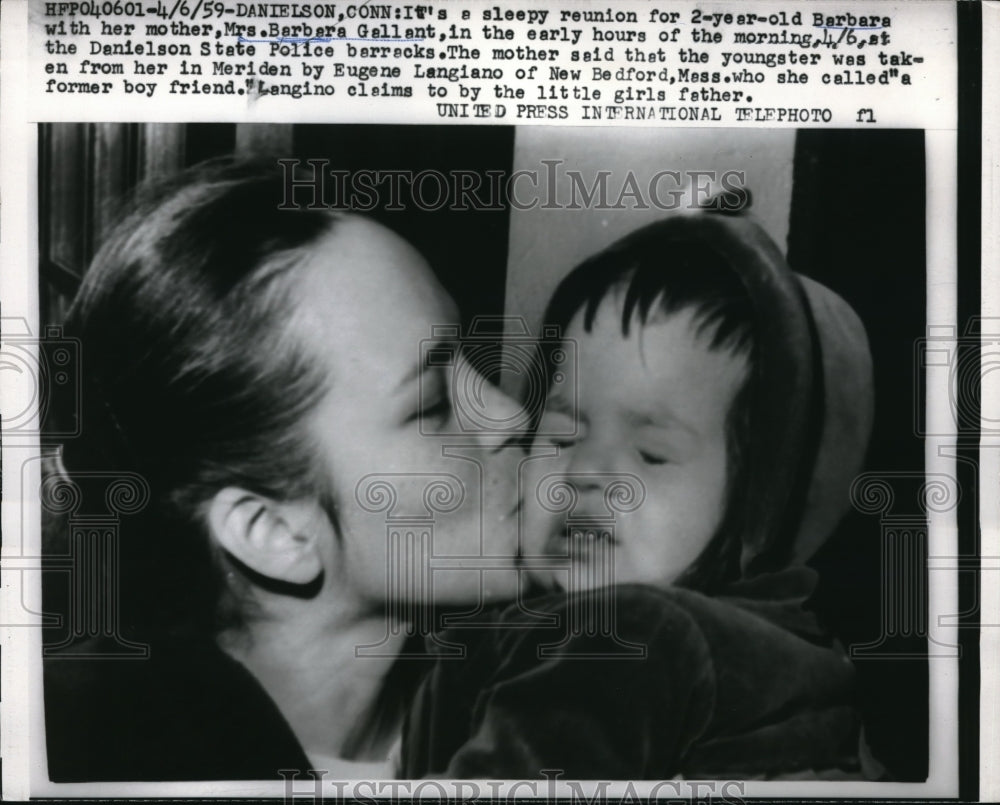 1959 Danielson, Conn. Mrs Barbara Gallant gets kidnapped baby back - Historic Images