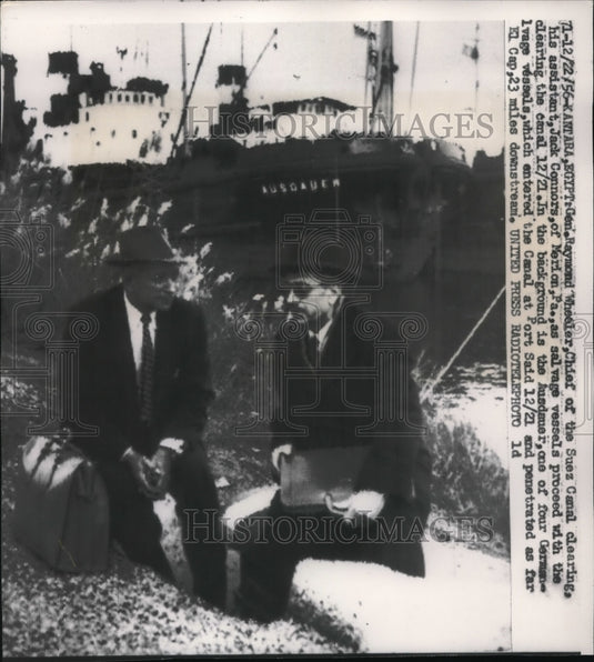 1956 Press Photo Gen Raymond Wheeler Chief Of Suez Canal & His Assistant-Historic Images