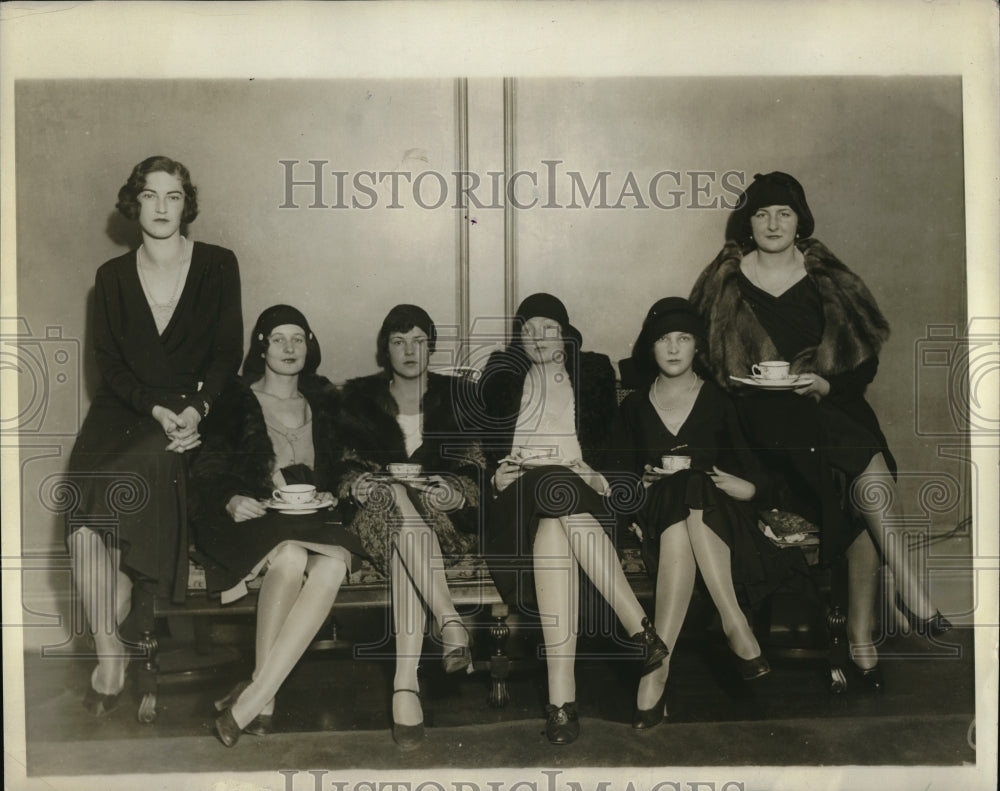 1929 Jr Debutantes in NYC, F Maher,M McCormick,S Joost,H Shannon,-Historic Images