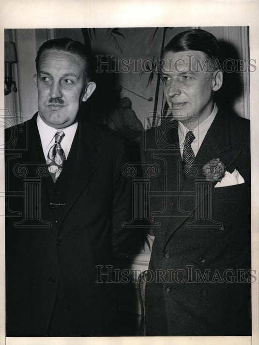 1945 Press Photo NYC, Swedish diplomat Sven Crafstrom & OWI's Dr Eric Bellquist-Historic Images