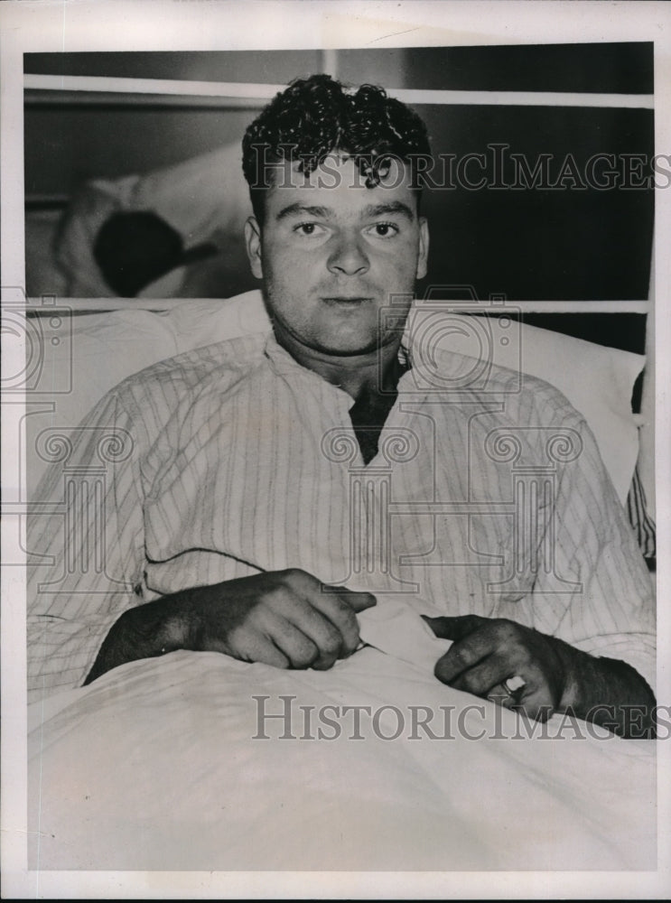 1938 Fall River, Mass Stanley Gorski,Coast Guardsman in hospital - Historic Images