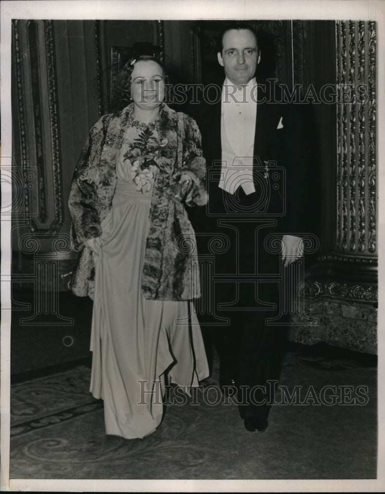 1939 Press Photo Mr & Mrs Jack Harding. Author of (Phantom Crown) - neb47575 - Historic Images