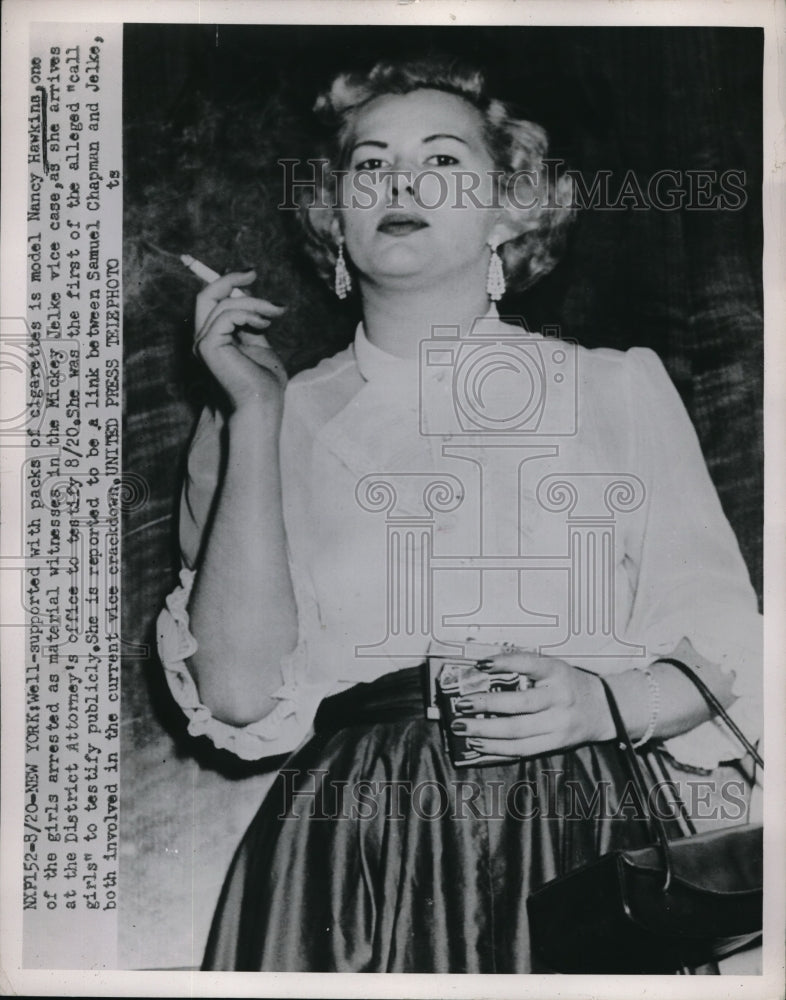 1952 Press Photo Model Nancy Hawkins, witness vs Micke elke in NYC - Historic Images