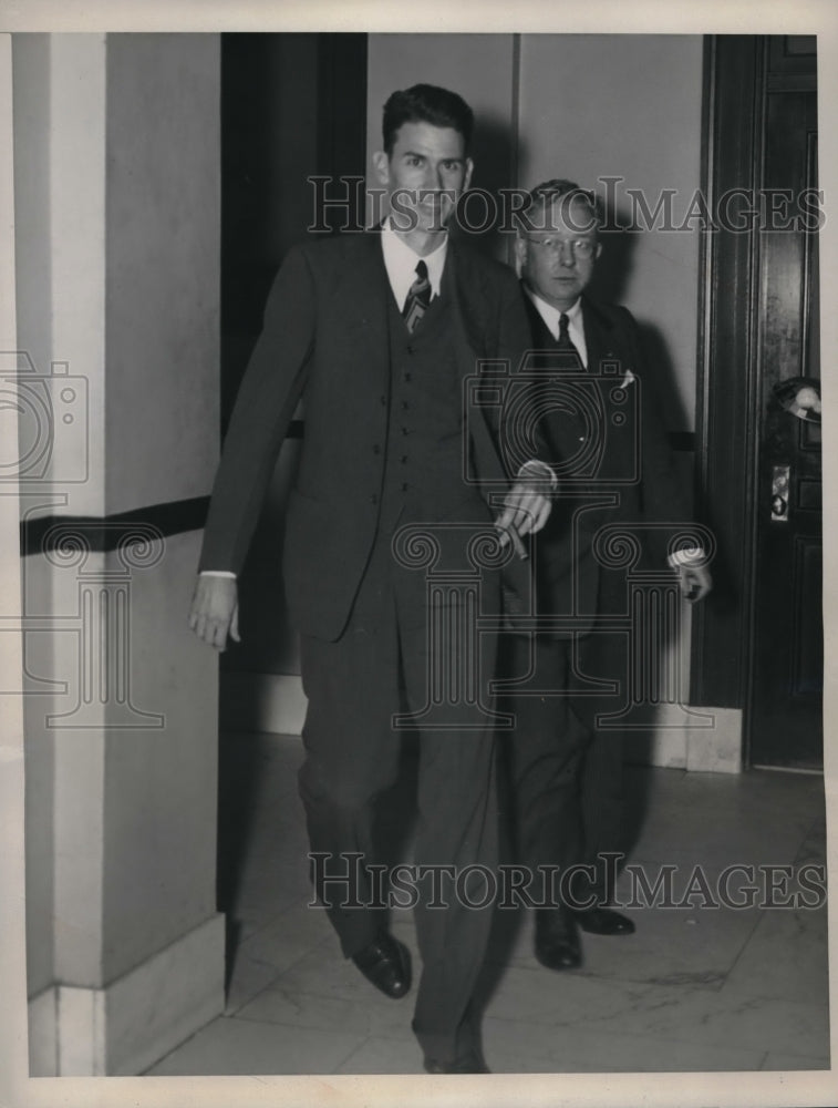 1946 Postal Clerk Simeon Gibson Pleads Guilty To Theft  - Historic Images