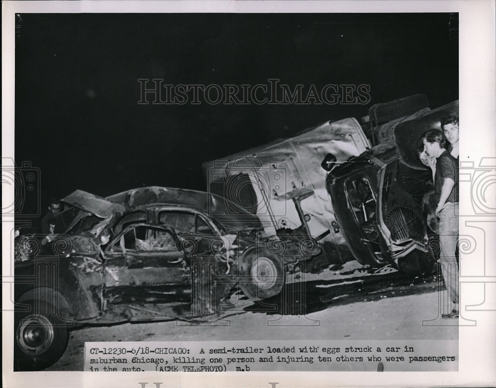 1951 Press Photo Chicago, Ill semi trailer crash wit an auto - neb48181-Historic Images