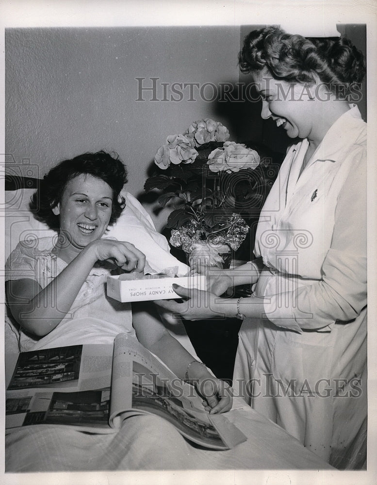 1950 cancer patient Patsy Painter, Springfield, IL  - Historic Images