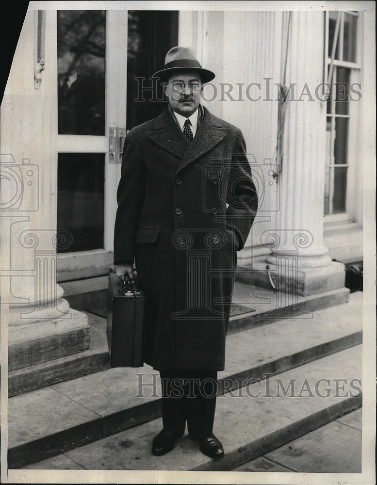 1933 W W Aldrich Chairman Chase National Bank leaves White House - Historic Images